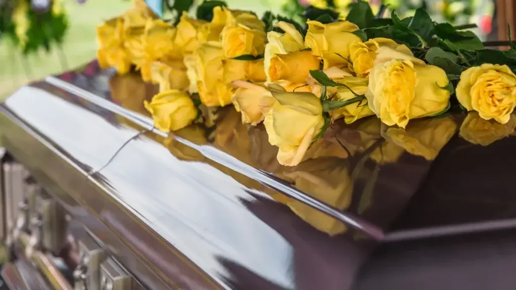 Open vs Closed Casket Funerals: What’s the Difference?