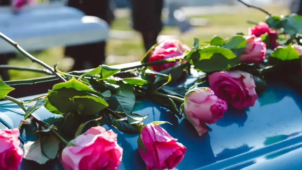 What Does ‘In Lieu of Flowers’ Mean? Alternatives to Consider