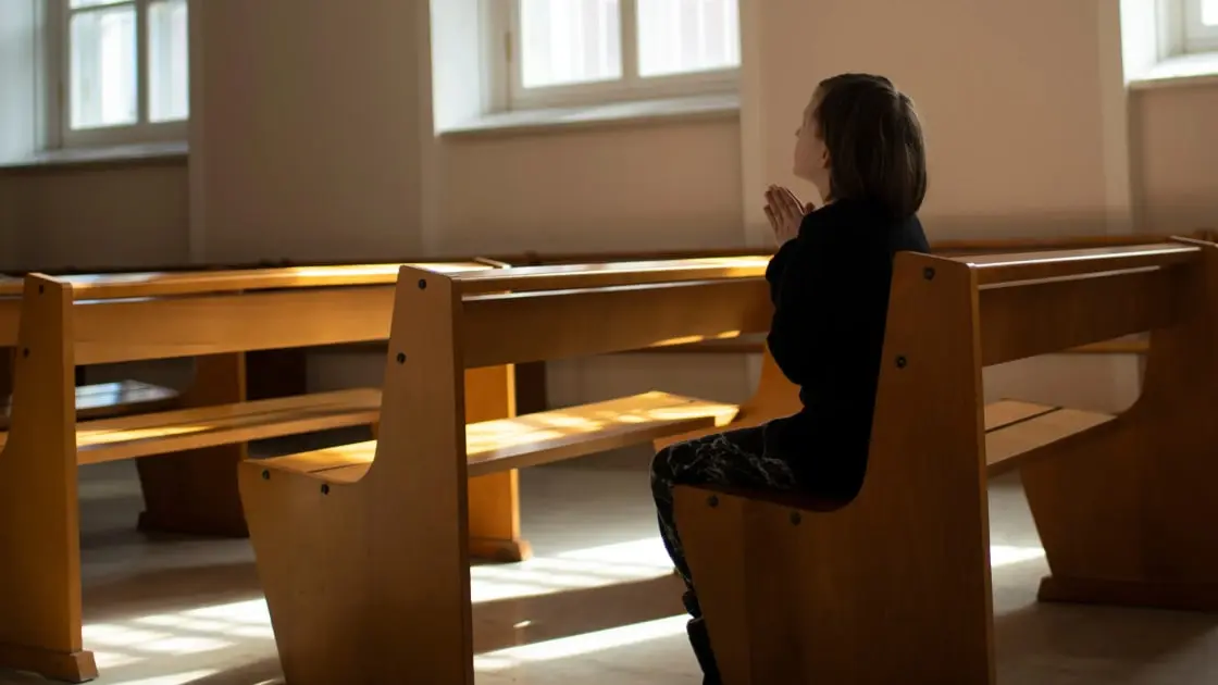 Requiem Mass Funeral Duration and What Families Can Expect