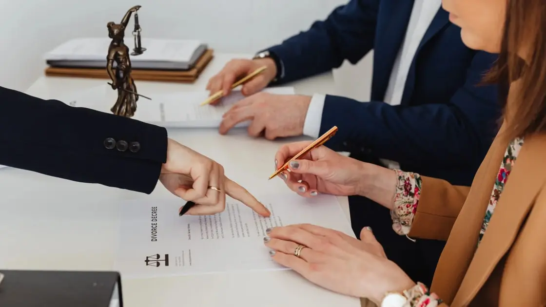 Who Can Witness the Signing of a Will