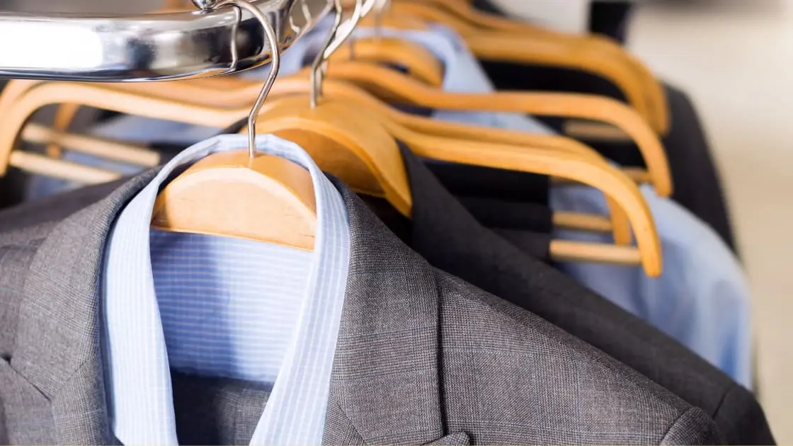 Funeral Etiquette Rules for Wearing a Gray Suit to a Funeral